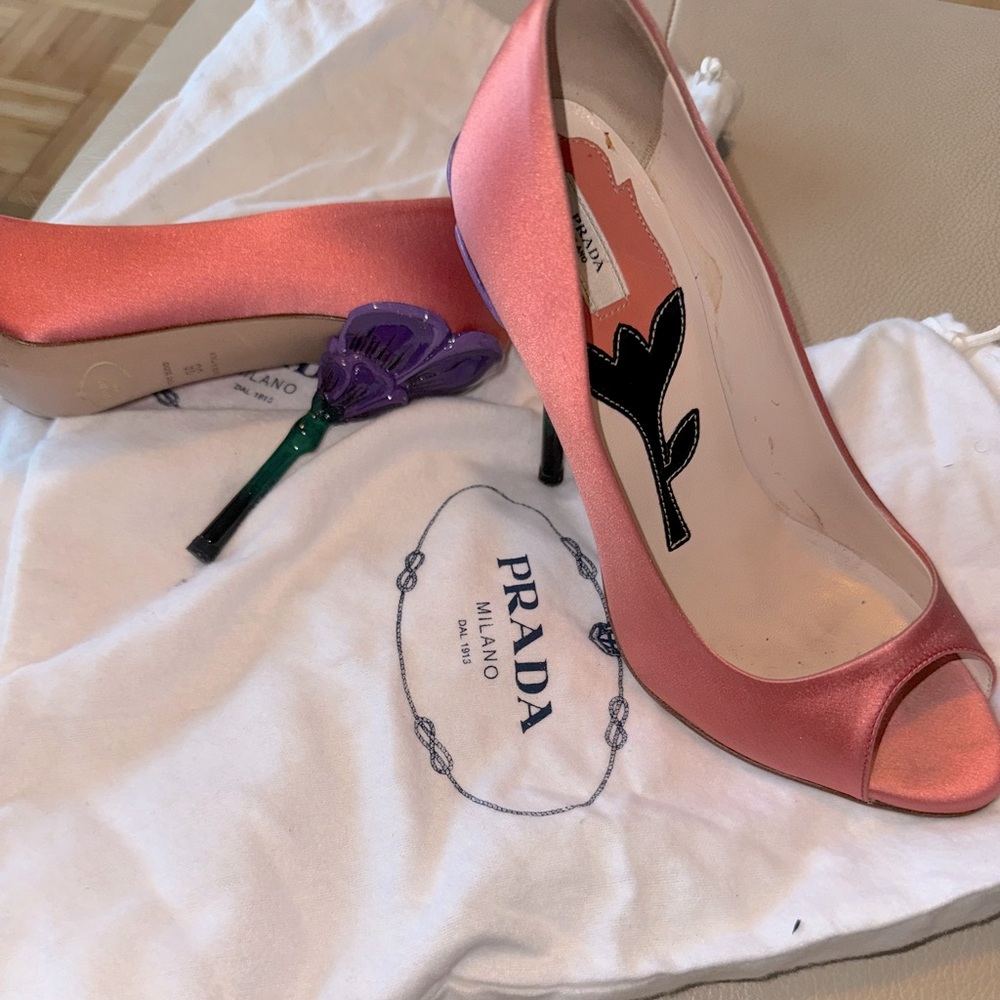 Vintage Prada satin coral color peep toe heel with ceramic flower heel design.